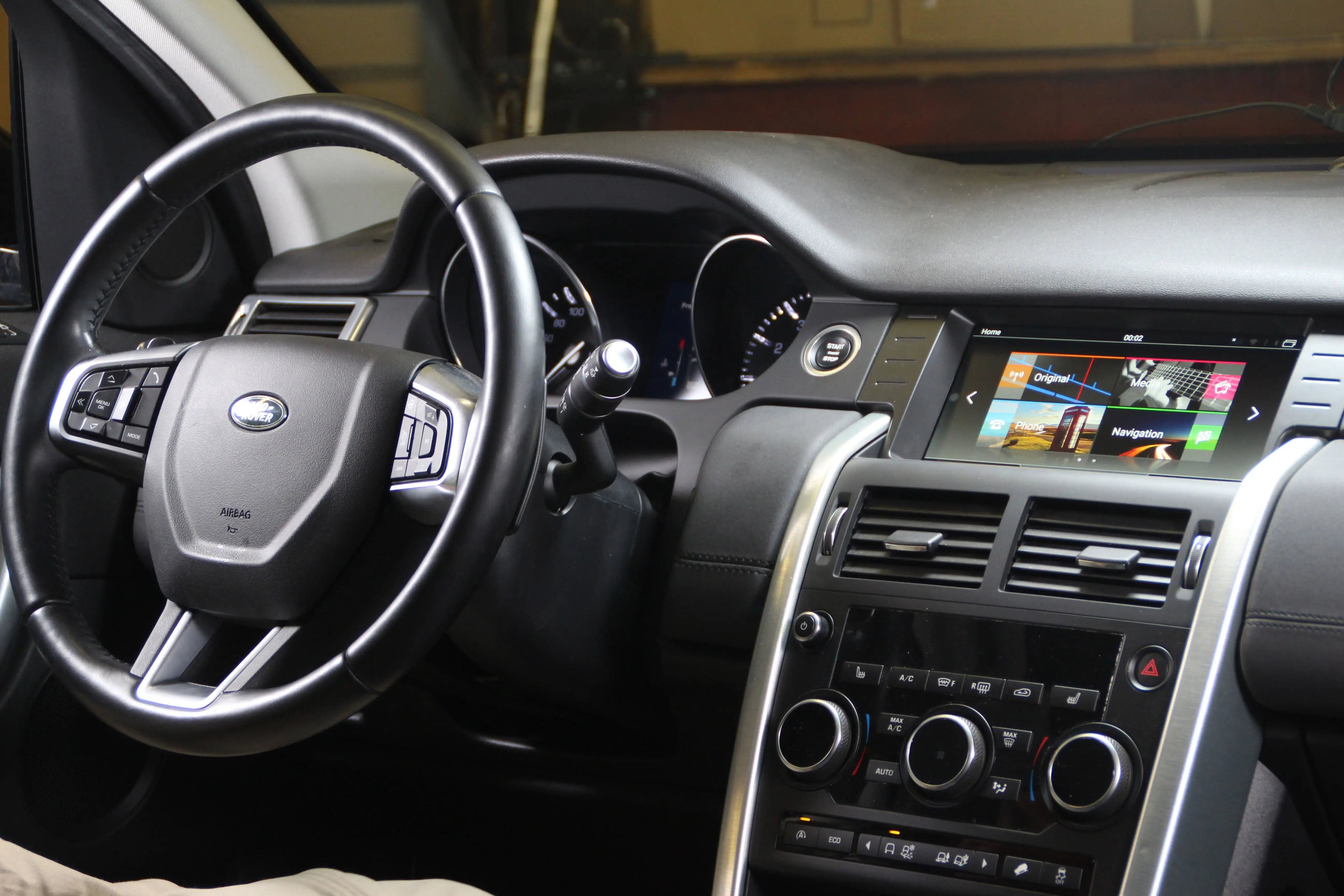 Land Rover Discovery Android Screen CarPlay & Android Auto system 